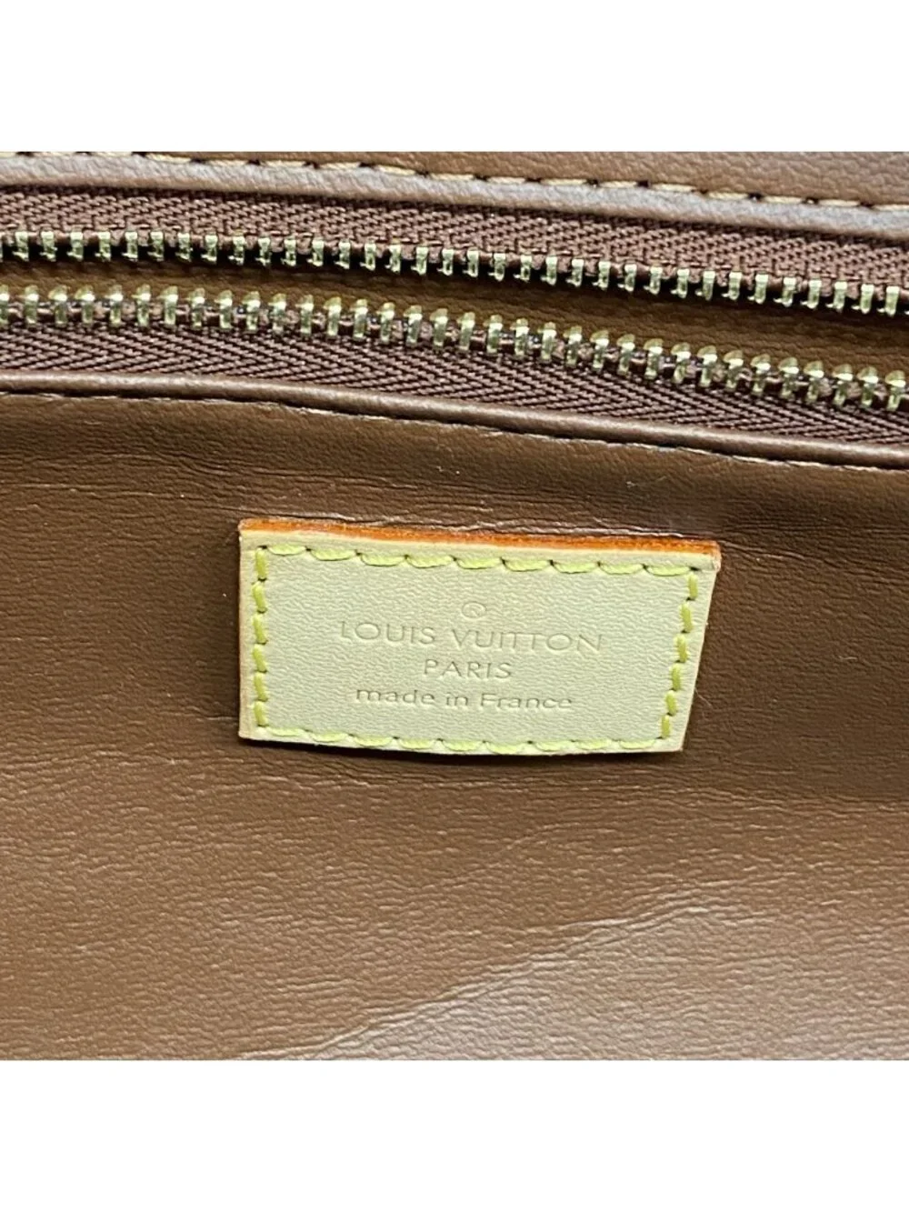 Louis Vuitton Clutch Monogram Dopp Kit Brown